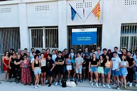 Lycée d’Allauch : ils sont la première génération à passer leur baccalauréat et ils ont frappé fort… en obtenant un taux de réussite de plus de 96% !