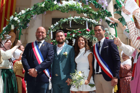 L’Hôtel de ville historique signe son grand retour au cœur du village !