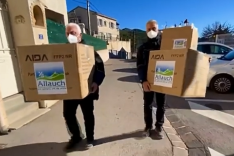 La commune d’Allauch se mobilise et a distribué des masques FFP2 à l’ensemble des enseignants et du personnel des écoles 