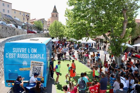 La « Fête des associations » a fait son grand retour, au coeur du village, dimanche 1er mai !