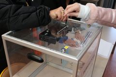 Bureaux de vote 4-5-6-7-18 (Logis-Neuf)