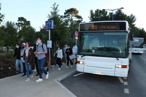 Lycée d’Allauch : des lignes de bus renforcées en urgence  pour les élèves à partir du 3 octobre