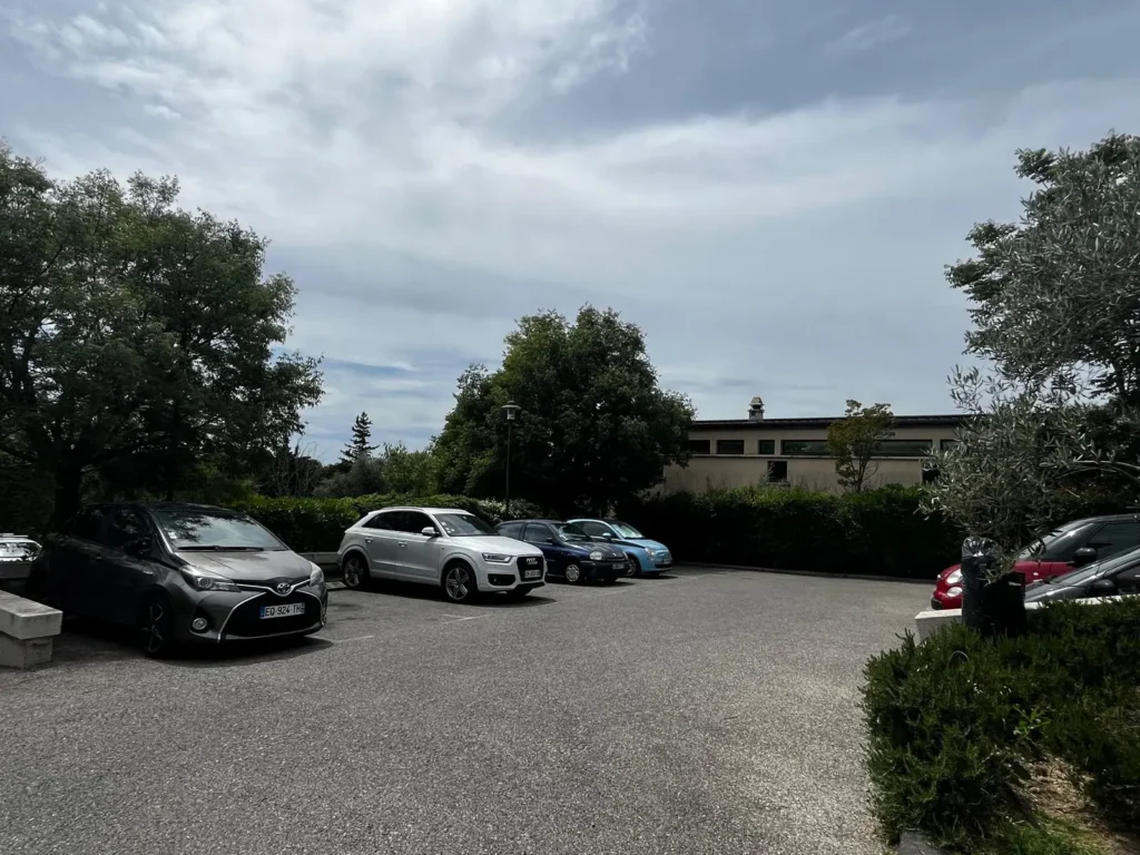 Parking F.Mitterrand
