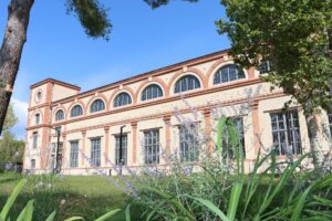 façade du pôle culturel de l'usine électrique d'allauch