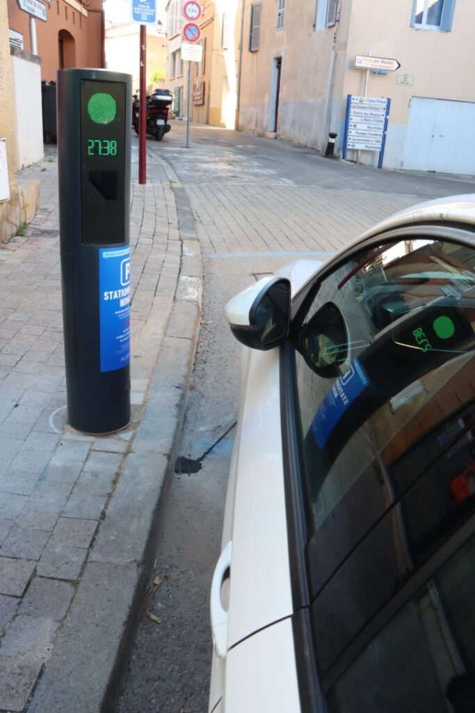 deux nouvelles bornes de « stationnement minute » ont été mises en service ce vendredi 24 octobre à allauch