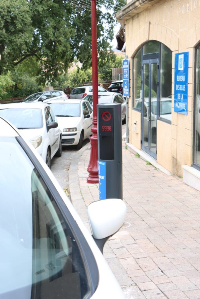 Soutien aux commerces de proximité : deux bornes de « stationnement minute » mises en service dans le village et à La Pounche