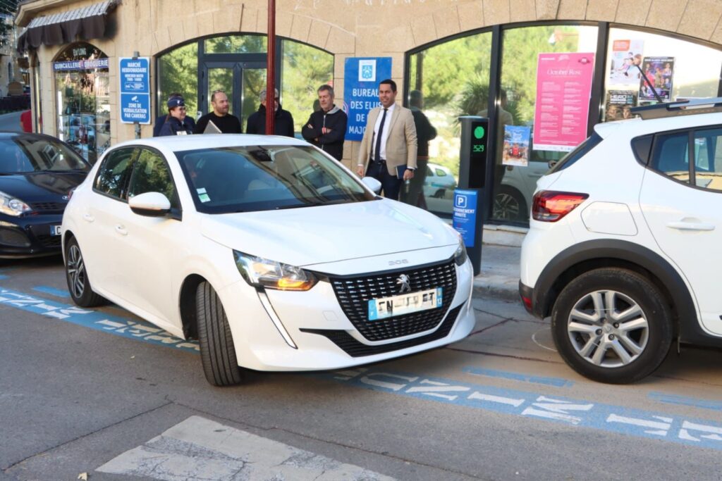 deux nouvelles bornes de « stationnement minute » ont été mises en service ce vendredi 24 octobre à allauch