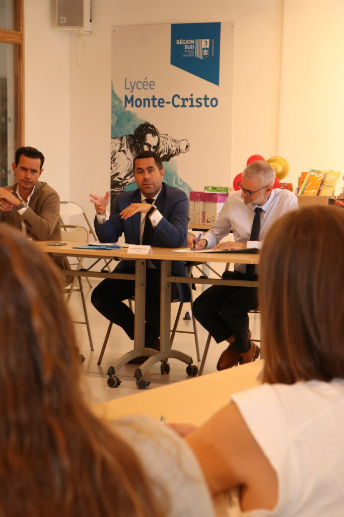 Lycée Monte Cristo d’Allauch : une rentrée placée sous le signe de la solidarité dans le cadre de l'opération "Septembre en Or"