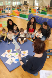 Journée nationale des assistantes maternelles : mise à l’honneur des 70 « nounous » d’Allauch qui assurent la garde de nos tout-petits !