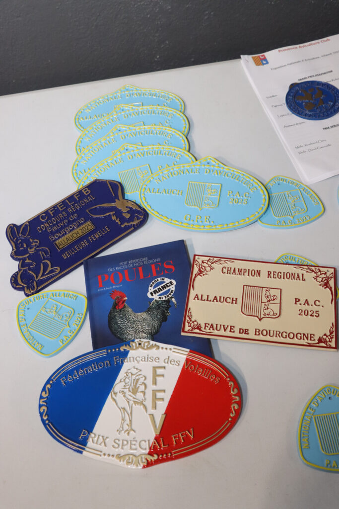 le gymnase Jacques Gaillard de Pié d’Autry a accueilli la 3ᵉ édition du Salon avicole d’Allauch le 1 et 2 novembre 2025