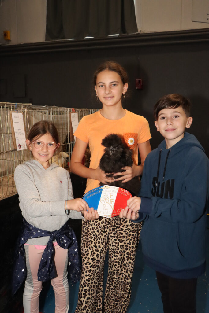 le gymnase Jacques Gaillard de Pié d’Autry a accueilli la 3ᵉ édition du Salon avicole d’Allauch le 1 et 2 novembre 2025