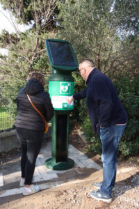 La ville d’Allauch, en lien avec les sapeurs-pompiers, a installé un second défibrillateur automatisé externe (DAE) dans le secteur des Bellons.