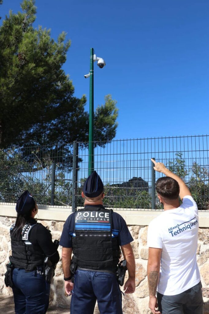 Dans le cadre du renforcement progressif des moyens en faveur de la sécurité, 20 caméras supplémentaires ont été installées au 31 janvier 2026, portant le nombre global à 216 sur l’ensemble du territoire communal.