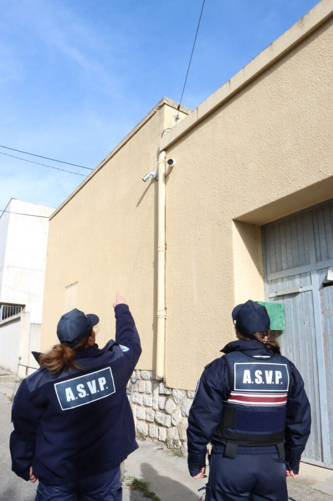 Dans le cadre du renforcement progressif des moyens en faveur de la sécurité, 20 caméras supplémentaires ont été installées au 31 janvier 2026, portant le nombre global à 216 sur l’ensemble du territoire communal.