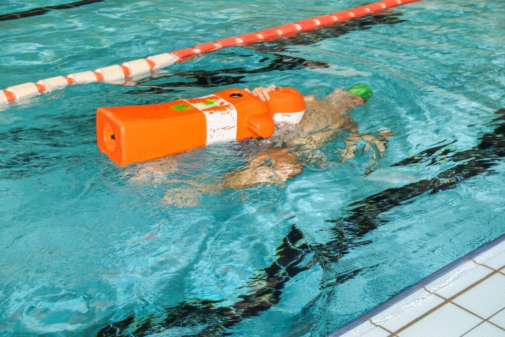 Métiers du sauvetage aquatique accessibles dès 17 ans : passez votre BNSSA et PSE1 à partir du 13 avril 2026 à Allauch