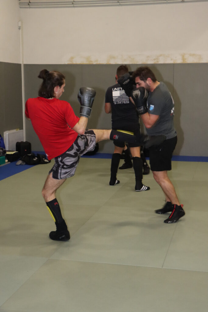 Le Sport Max SBF Allauch s’illustre parmi les meilleurs clubs de savate boxe française de la région