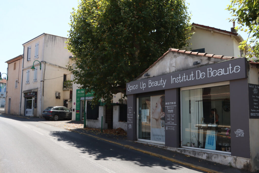 Revitalisation du noyau villageois de La Pounche : remise en service de la zone bleue  pour le « Parking Papoune » à partir du 1er septembre 2026